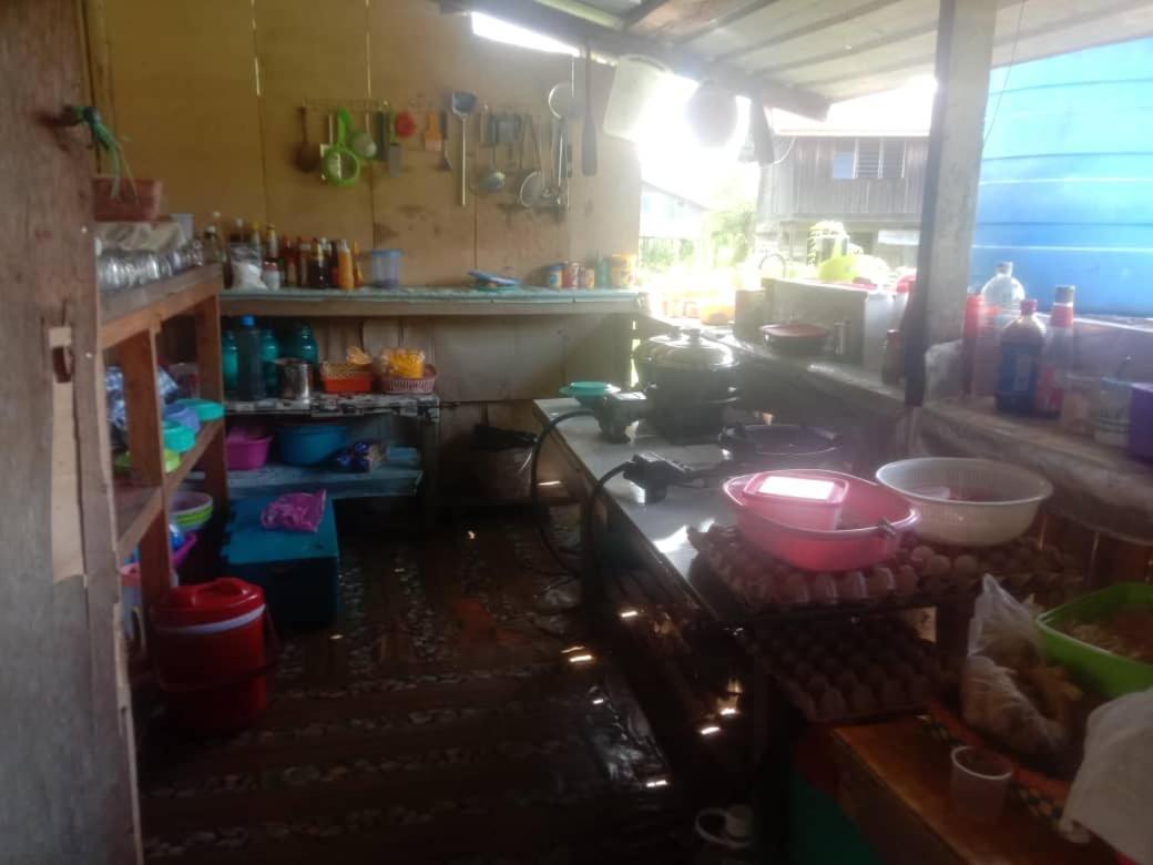 Mulu Homestay מראה חיצוני תמונה