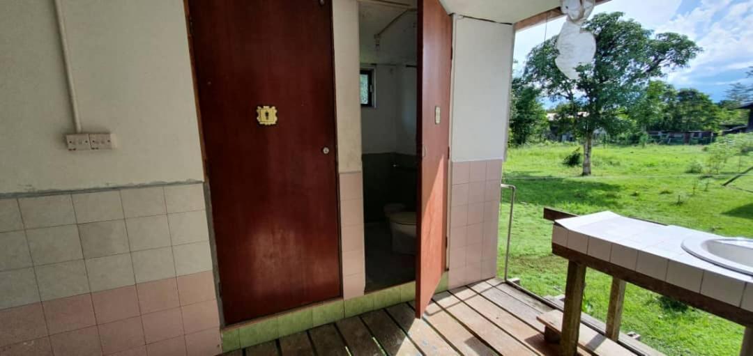 Mulu Homestay מראה חיצוני תמונה
