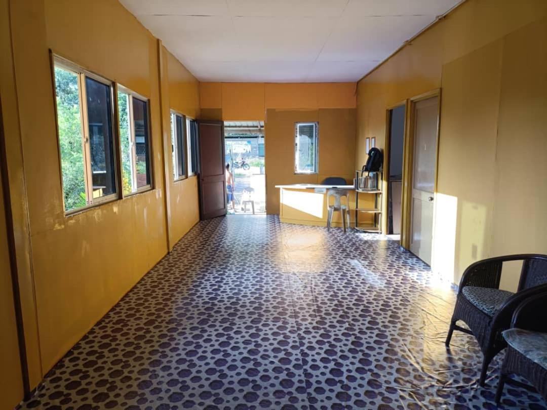 Mulu Homestay מראה חיצוני תמונה